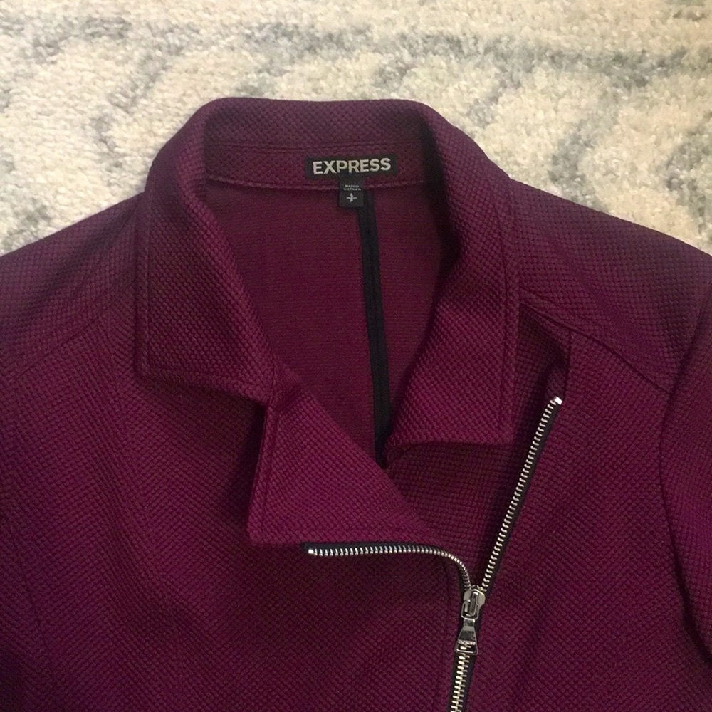 Express Jacket... Perfect Spring Or Fall! - image 2
